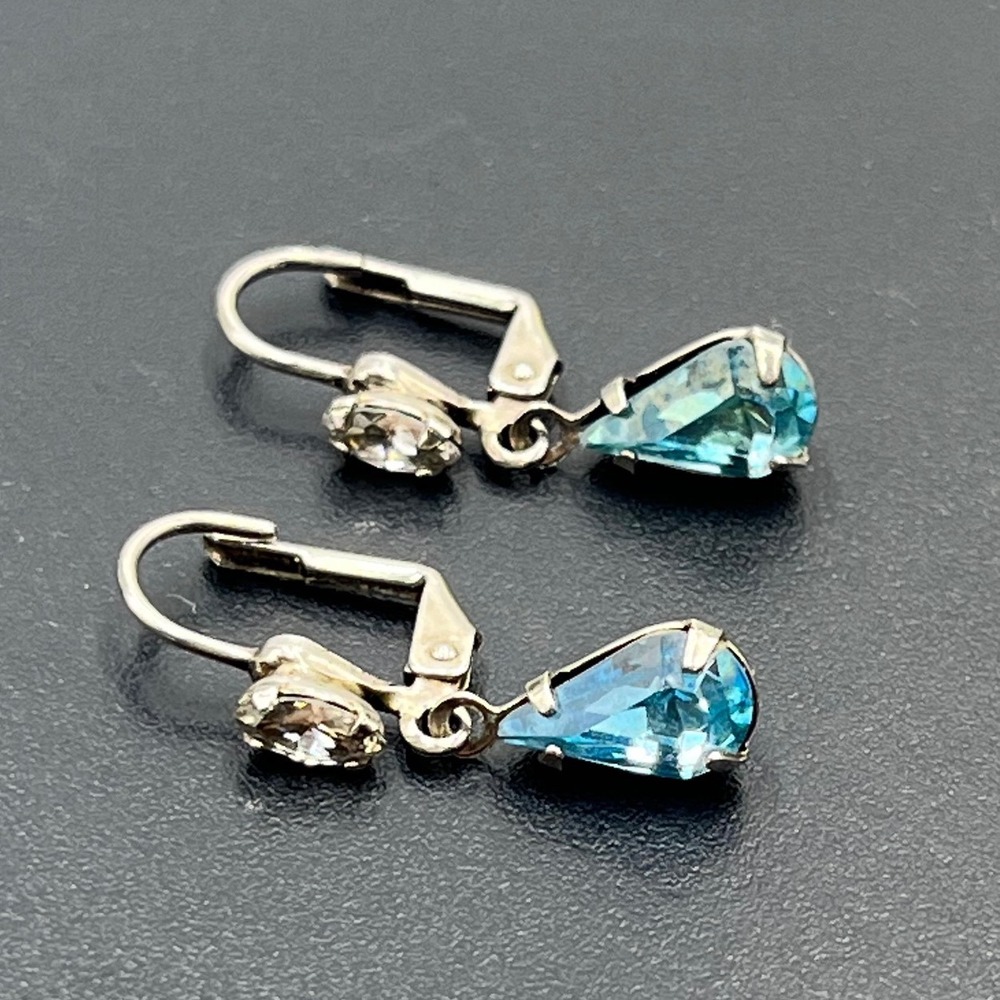 Sorrelli Faceted Aquamarine Blue Swarovski Crystal Teardrop Lever Back earrings